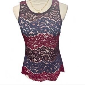 Sleeveless Lace Overlay Tank Top - Burgundy & Navy